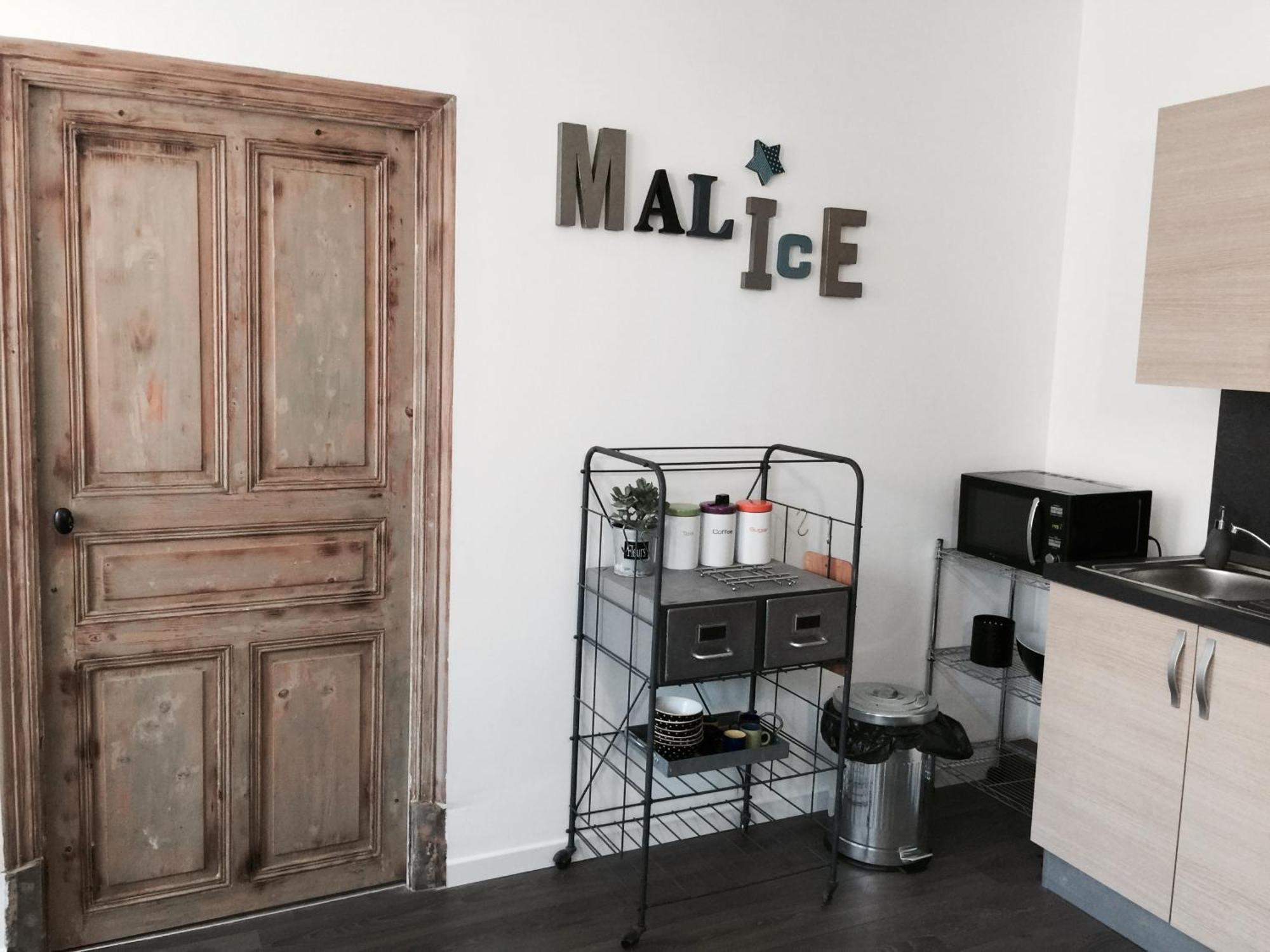 Appartshotels'De Ville Bourg-lès-Valence Pokoj fotografie